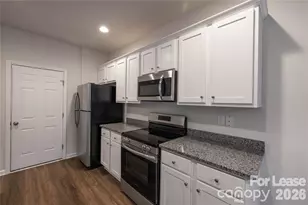 142 S Bell Ave, Albemarle, NC 28001 - Photo 17