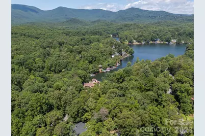 415 E Lakeshore Drive, Landrum, SC 29356 - Photo 35