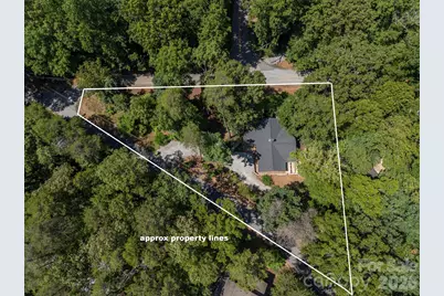 415 E Lakeshore Drive, Landrum, SC 29356 - Photo 33