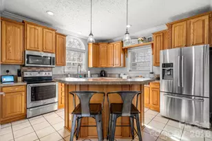 2533 Lail Rd, Morganton, NC 28655 - Photo 5