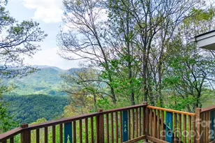1602 Forest Run Rd, Whittier, NC 28789 - Photo 9