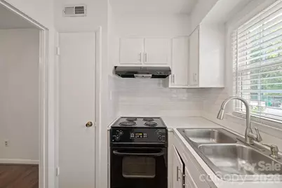4609 Coronado Drive, Charlotte, NC 28212 - Photo 9