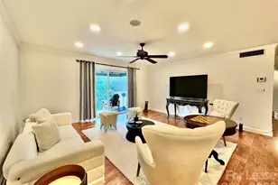 1323 Queens Rd, Charlotte, NC 28207 - Photo 7