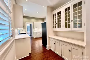 911 E Worthington Ave, Charlotte, NC 28203 - Photo 17