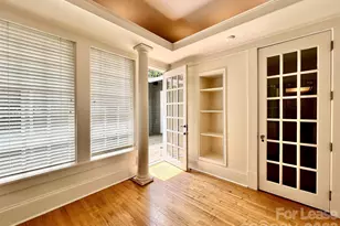 911 E Worthington Ave, Charlotte, NC 28203 - Photo 27