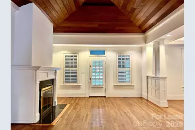 911 E Worthington Avenue, Charlotte, NC 28203 - Photo 11