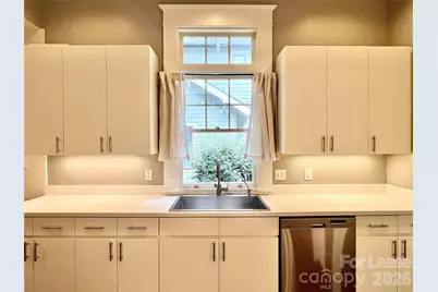 911 E Worthington Avenue, Charlotte, NC 28203 - Photo 19