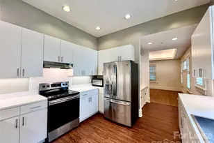 911 E Worthington Ave, Charlotte, NC 28203 - Photo 21