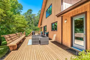 340 Sugar Hollow Rd, Fairview, NC 28730 - Photo 19