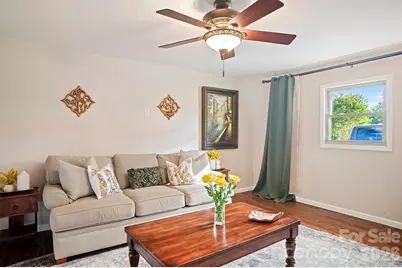 98 N Pinecrest Lane, Hendersonville, NC 28739 - Photo 9