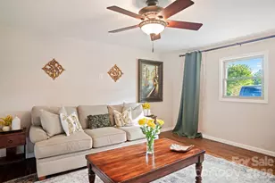 98 N Pinecrest Ln, Hendersonville, NC 28739 - Photo 9