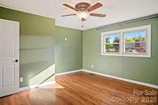 98 N Pinecrest Ln, Hendersonville, NC 28739 - Photo 27