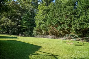 98 N Pinecrest Ln, Hendersonville, NC 28739 - Photo 47