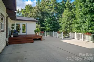 98 N Pinecrest Ln, Hendersonville, NC 28739 - Photo 43