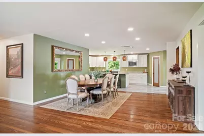 98 N Pinecrest Lane, Hendersonville, NC 28739 - Photo 5
