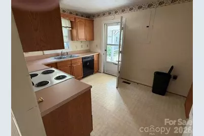 620 Rutherford Road, Marion, NC 28752 - Photo 3