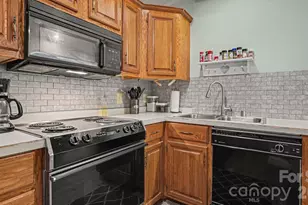 113 Lake View Dr, New London, NC 28127 - Photo 15