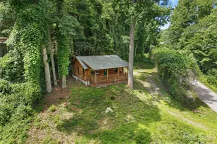 549 Henderson St, Saluda, NC 28773 - Photo 21