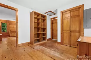 549 Henderson St, Saluda, NC 28773 - Photo 11