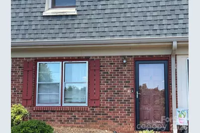 224 14th Avenue SE #D, Hickory, NC 28602 - Photo 1