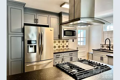 2637 Chesterfield Avenue #A, Charlotte, NC 28205 - Photo 3
