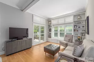 34 Dover St, Asheville, NC 28804 - Photo 11