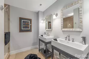34 Dover St, Asheville, NC 28804 - Photo 27