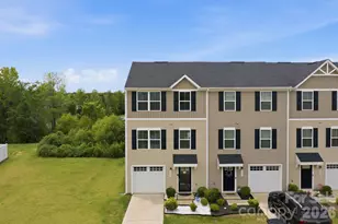 6121 Cutwater Cir, Charlotte, NC 28269 - Photo 1