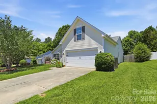 144 Golden Valley Dr, Mooresville, NC 28115 - Photo 1