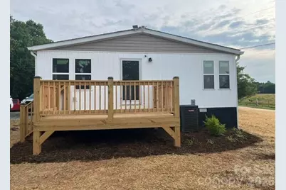 204 A L Fox Road, Taylorsville, NC 28681 - Photo 3