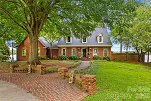 810 Fox Hollow Ln, Salisbury, NC 28146 - Photo 3