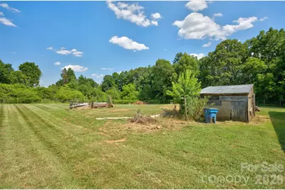 2596 Midnight Drive, Claremont, NC 28610 - Photo 21