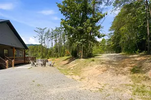 301 McGinnis Dr, Old Fort, NC 28762 - Photo 27
