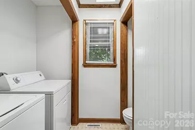 124 E Catawba Avenue, Mooresville, NC 28115 - Photo 25