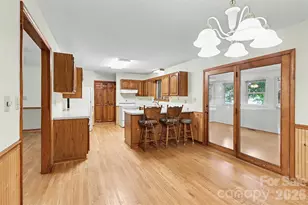 124 E Catawba Ave, Mooresville, NC 28115 - Photo 5