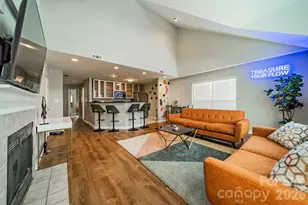 513 N Graham St, Charlotte, NC 28202 - Photo 9