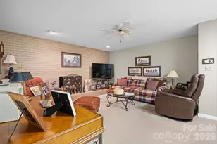 446 17th Ave Dr NE, Hickory, NC 28601 - Photo 27