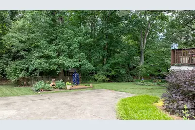 446 17th Avenue Drive NE, Hickory, NC 28601 - Photo 37
