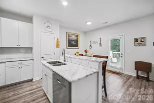 2703 S Calvary St, Gastonia, NC 28052 - Photo 11
