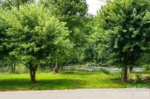 389 Rollins Rd, Marshall, NC 28753 - Photo 3