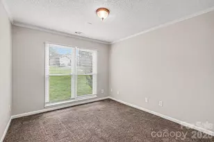 10826 Hunters Trace Ct, Charlotte, NC 28262 - Photo 7