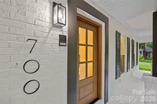 700 Tadlock Pl, Matthews, NC 28105 - Photo 7