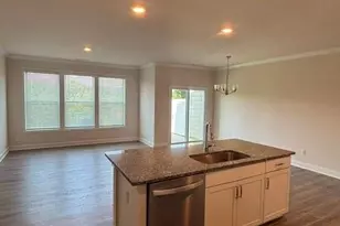 146 Creekview Rd, Hendersonville, NC 28792 - Photo 5