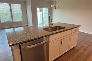 146 Creekview Rd, Hendersonville, NC 28792 - Photo 7