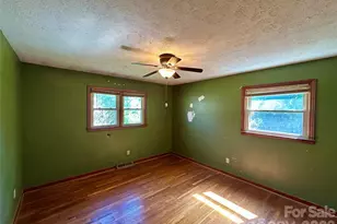169 Double Island Rd, Burnsville, NC 28714 - Photo 19