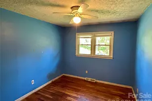 169 Double Island Rd, Burnsville, NC 28714 - Photo 21