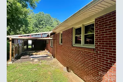 169 Double Island Road, Burnsville, NC 28714 - Photo 3