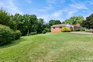 49 Hickory Tree Rd, Asheville, NC 28805 - Photo 5
