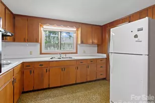 49 Hickory Tree Rd, Asheville, NC 28805 - Photo 11