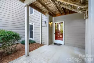2520 Stradbrook Dr, Charlotte, NC 28210 - Photo 33